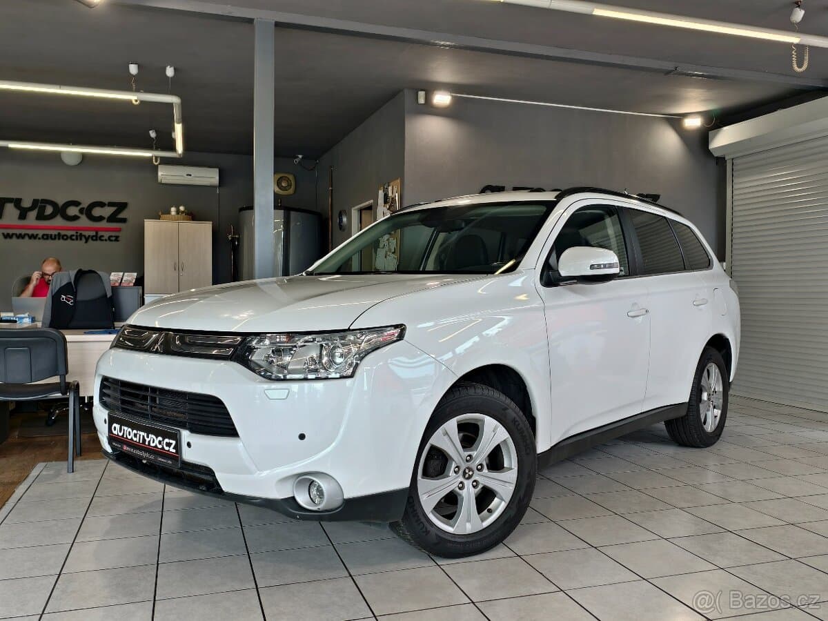 2012 Mitsubishi OUTLANDER - 3