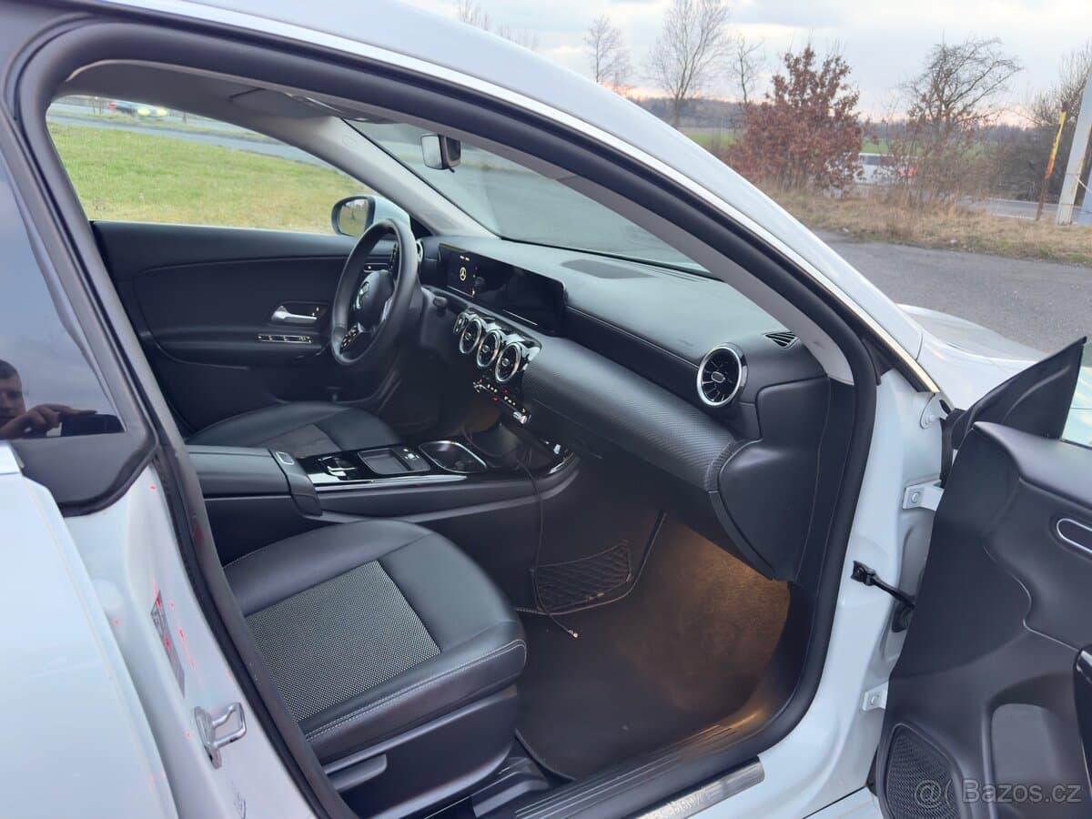 2020 Mercedes-Benz CLA - 3