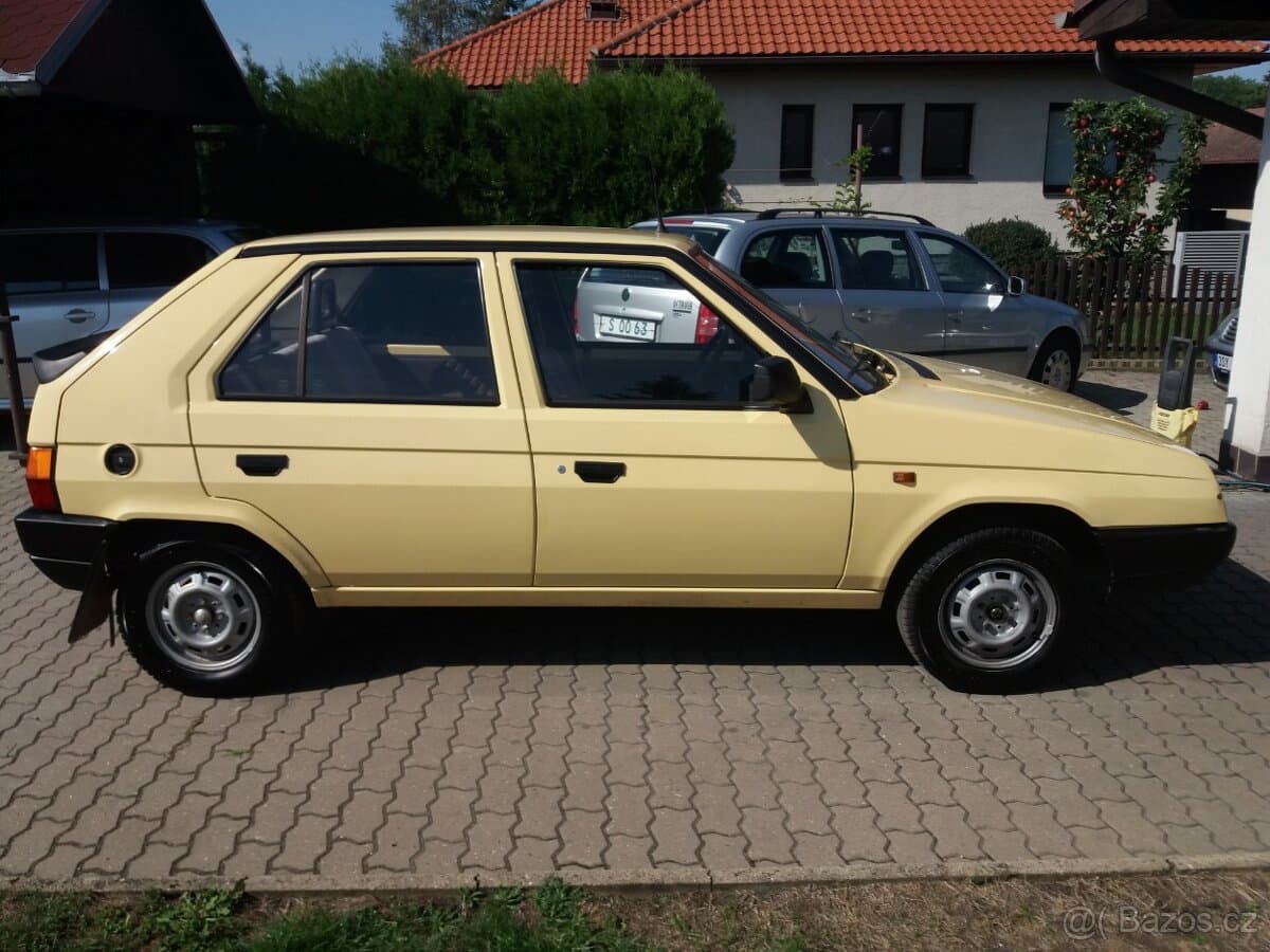 1990 Škoda FAVORIT - 3