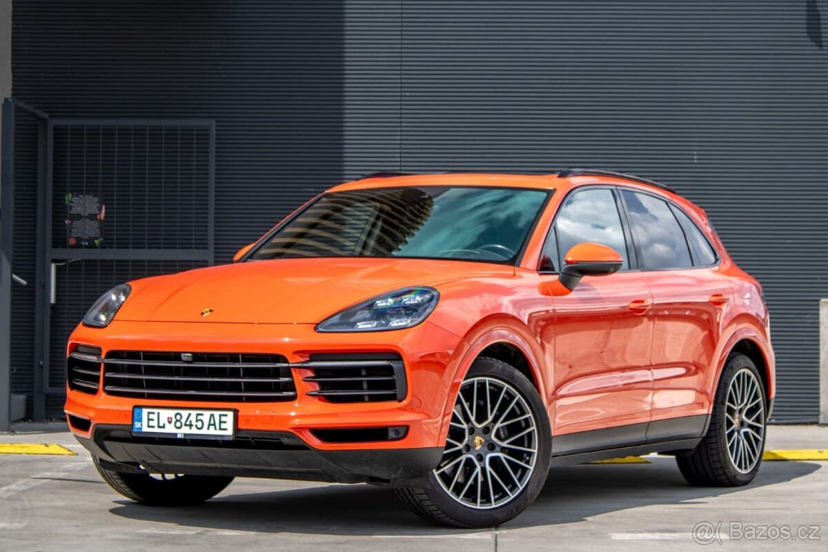 2021 Porsche CAYENNE - 3