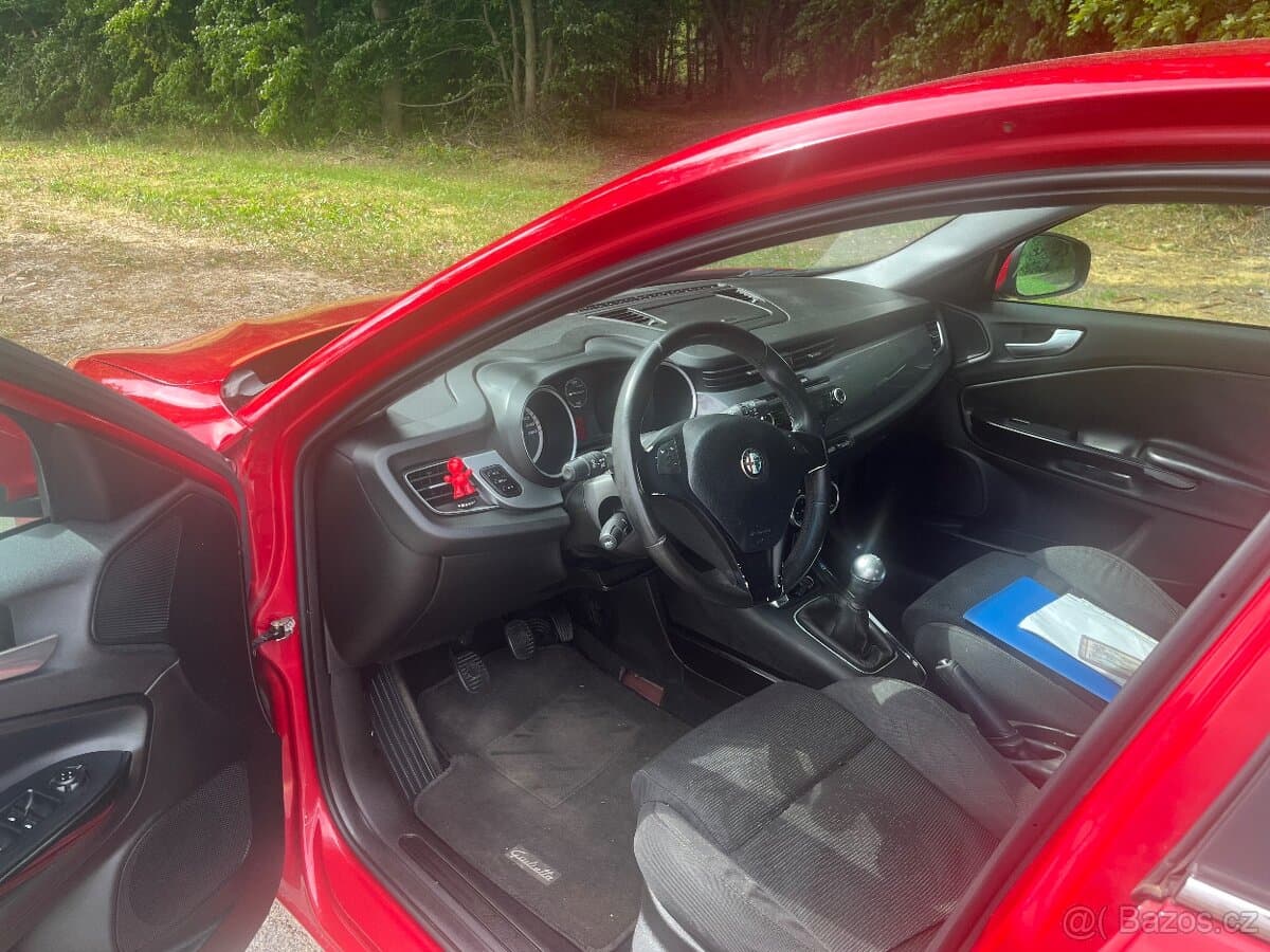 2011 Alfa Romeo GIULIETTA - 3