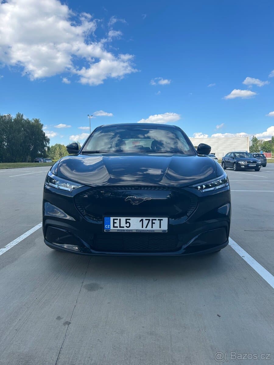 2022 Ford MUSTANG - 3