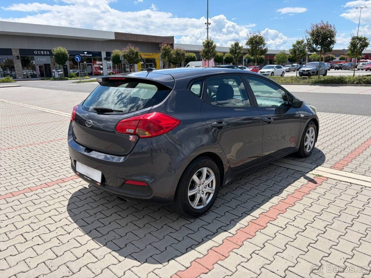2012 Kia PROCEED - 3