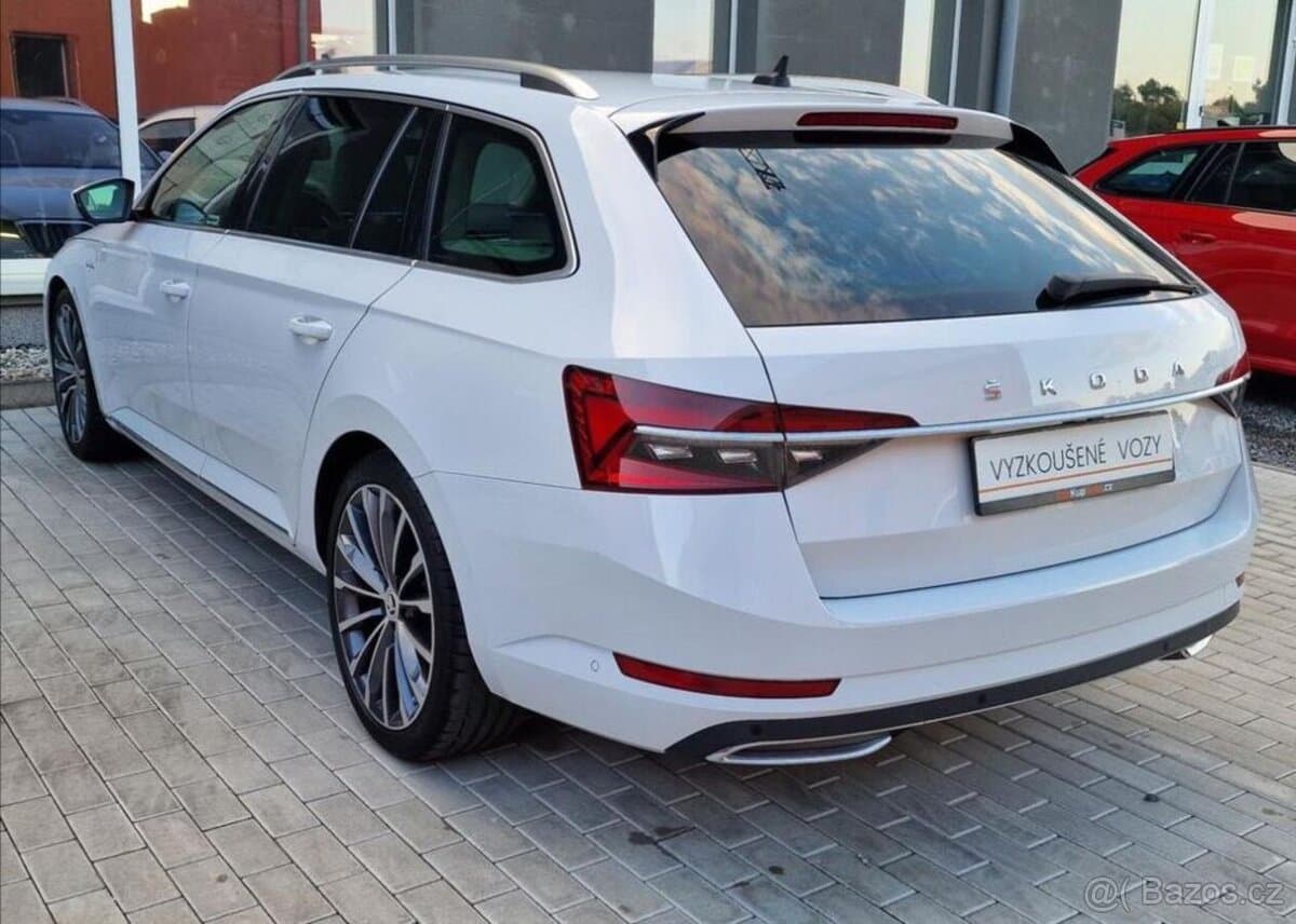 2020 Škoda SUPERB - 3