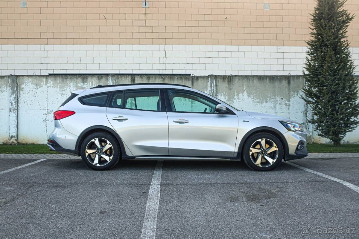 2020 Ford FOCUS - 3