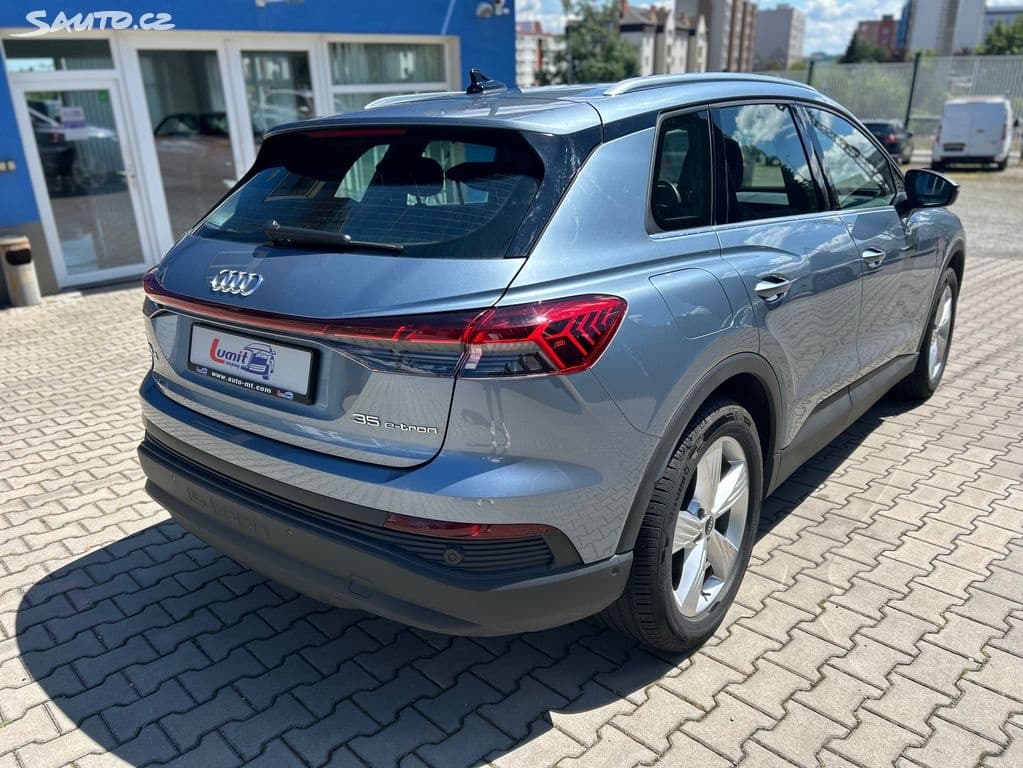 2022 Audi Q4 - 3