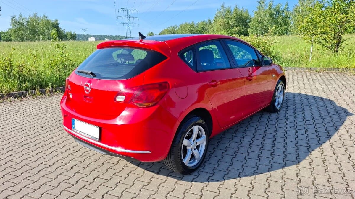 2014 Opel ASTRA - 3