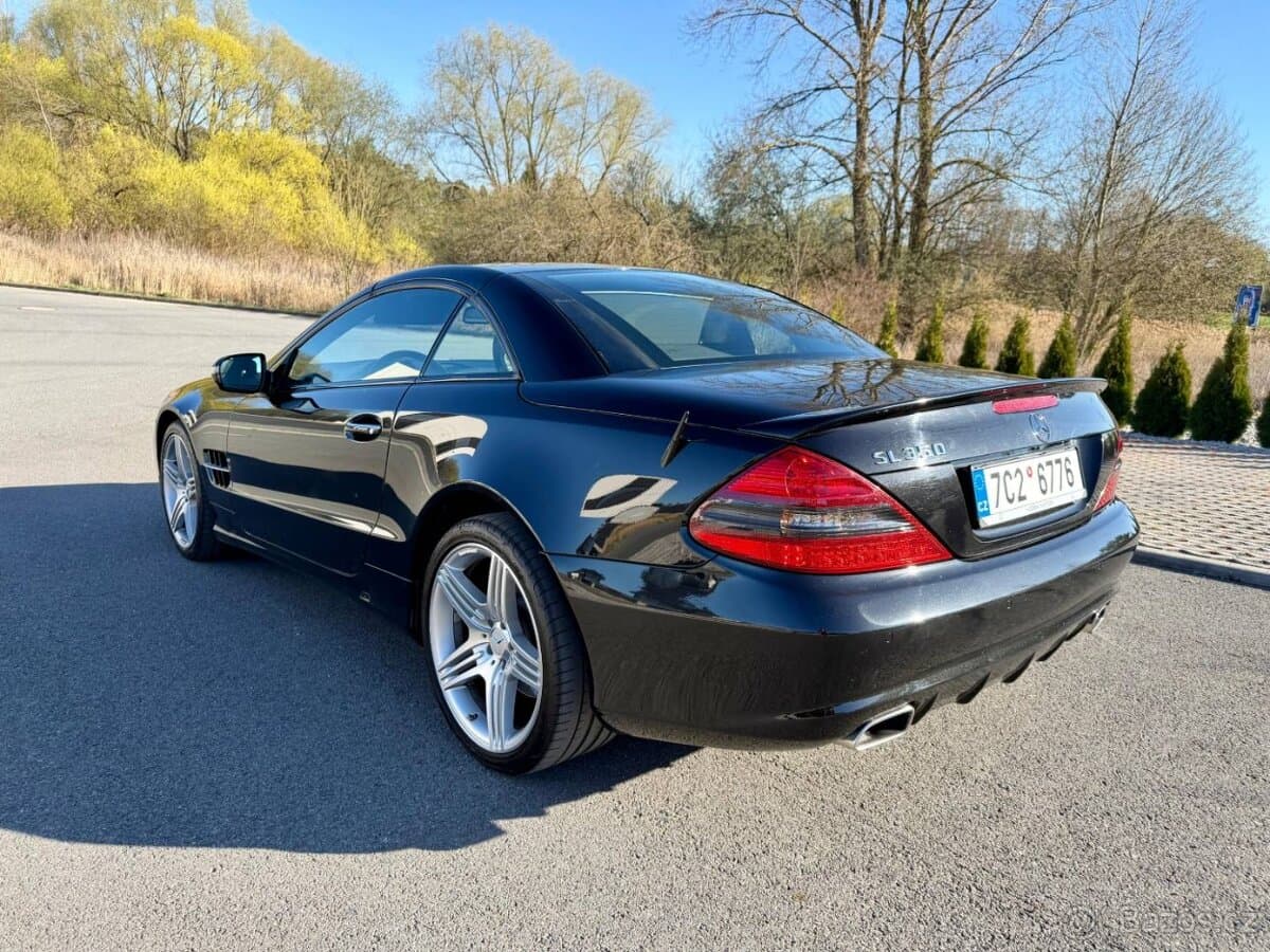 2009 Mercedes-Benz SL - 3