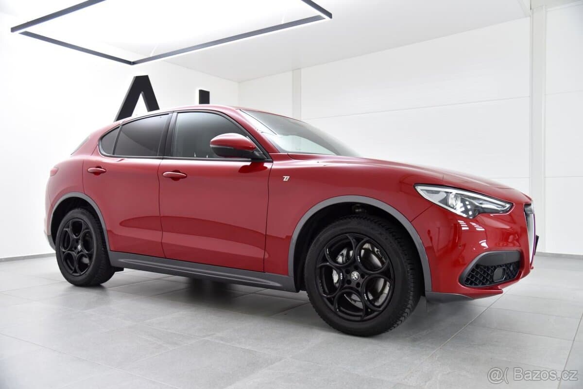 2023 Alfa Romeo STELVIO - 3