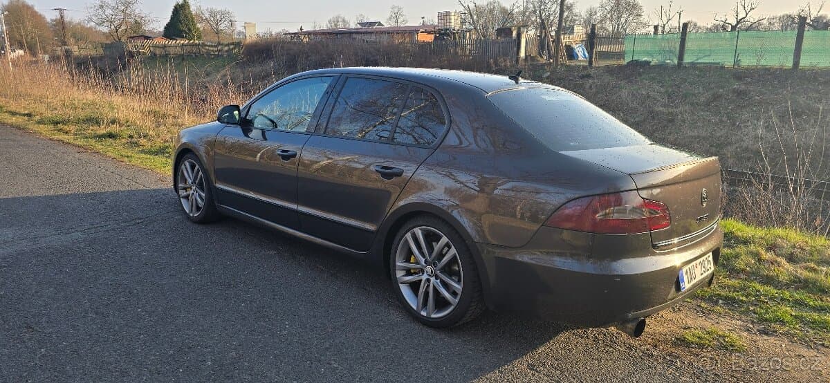 2010 Škoda SUPERB - 3