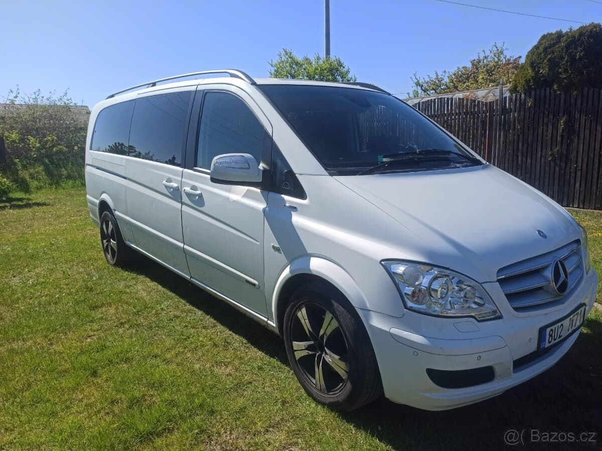 2011 Mercedes-Benz VIANO - 3
