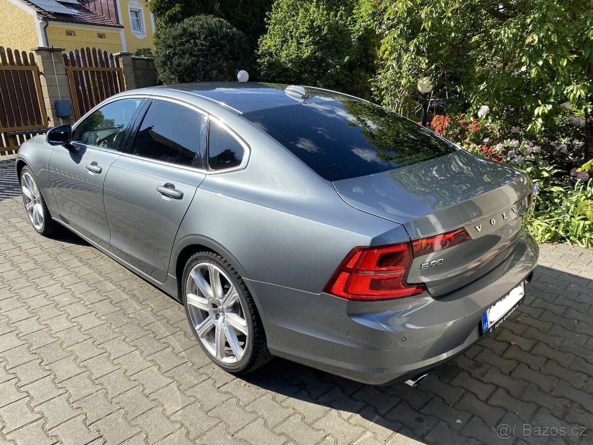 2017 Volvo S90 - 3