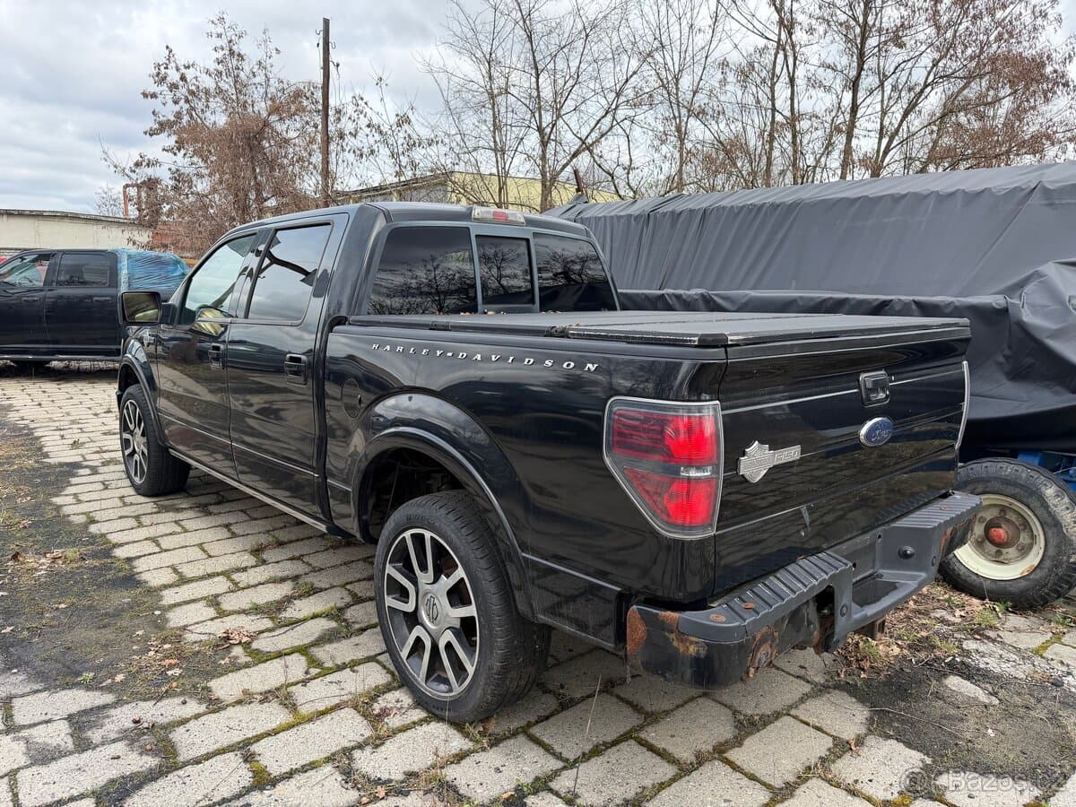 Ford F-150 - 3