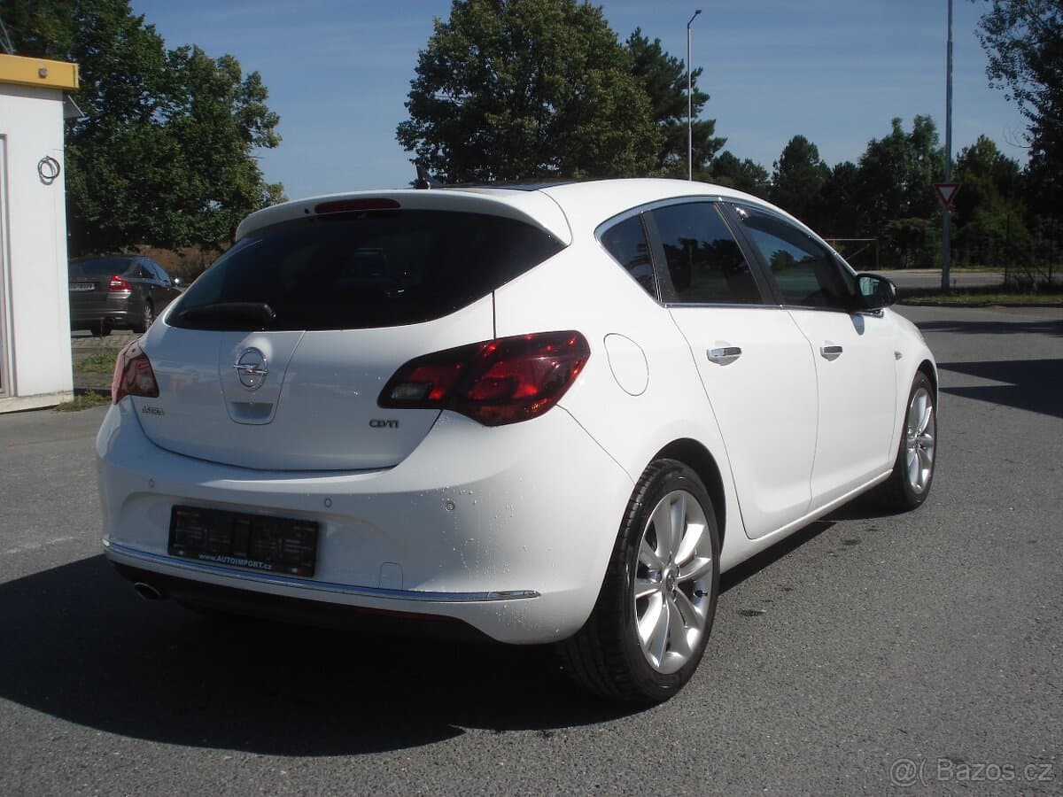 2013 Opel ASTRA - 3