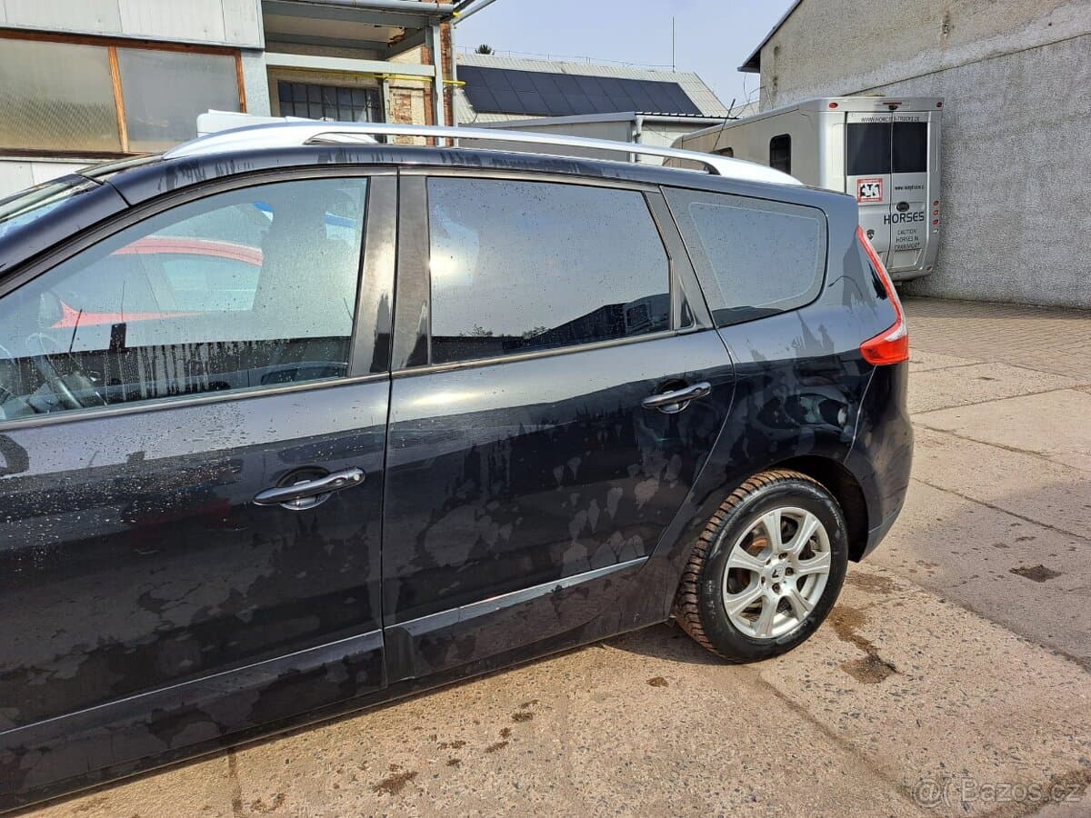 2015 Renault SCENIC - 3
