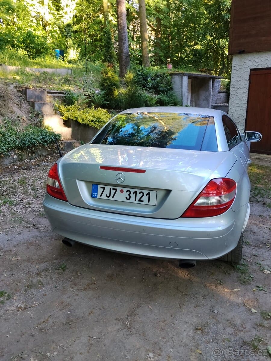 2004 Mercedes-Benz SLK - 3