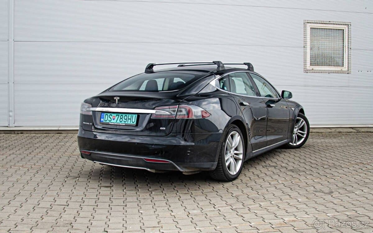 2014 Tesla MODEL S - 3