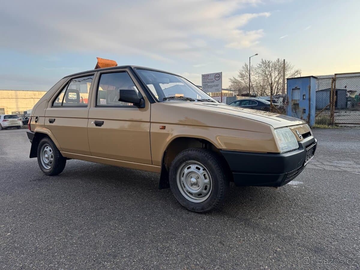 1990 Škoda FAVORIT - 3