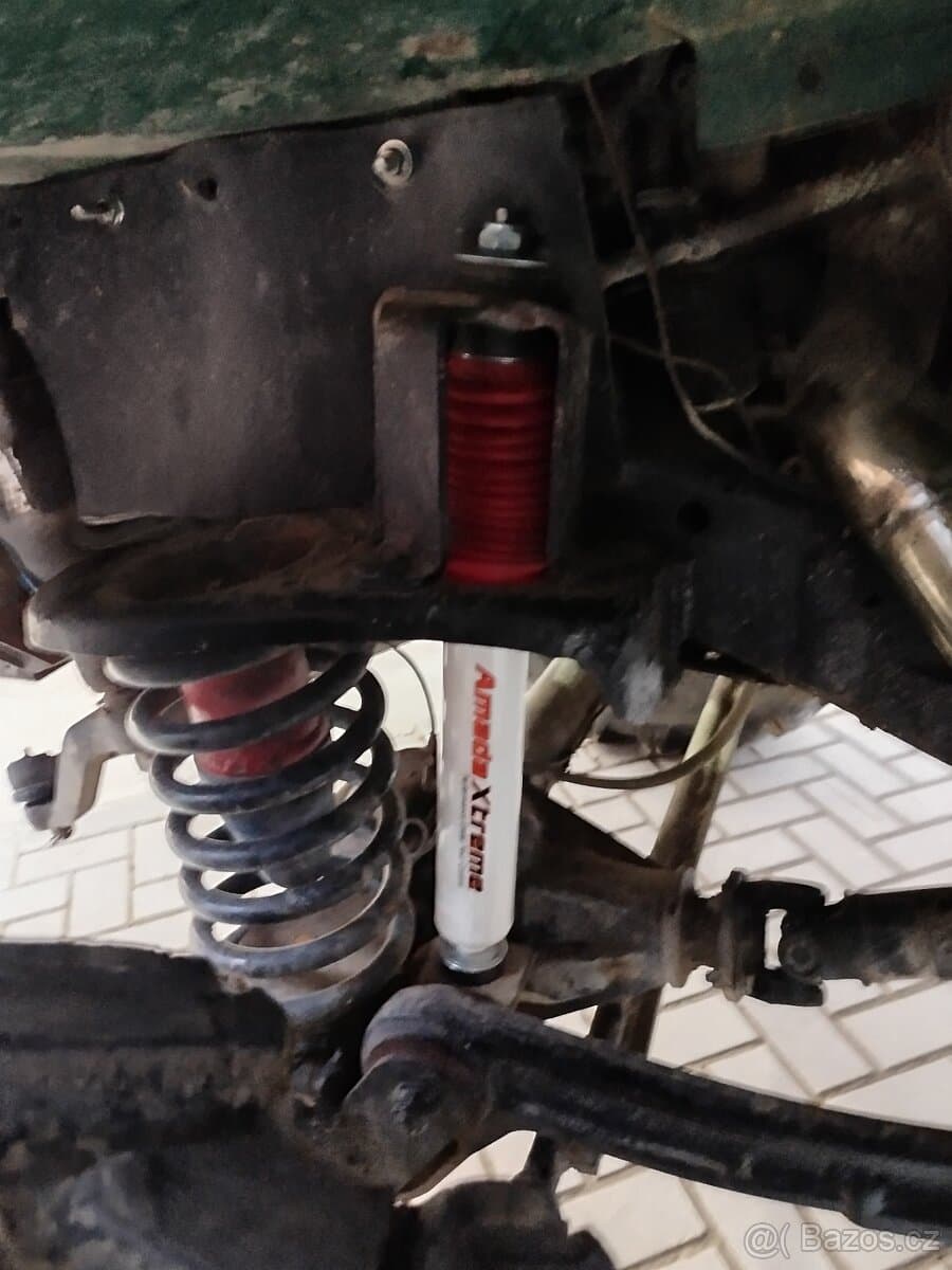 Nissan TERRANO - 3
