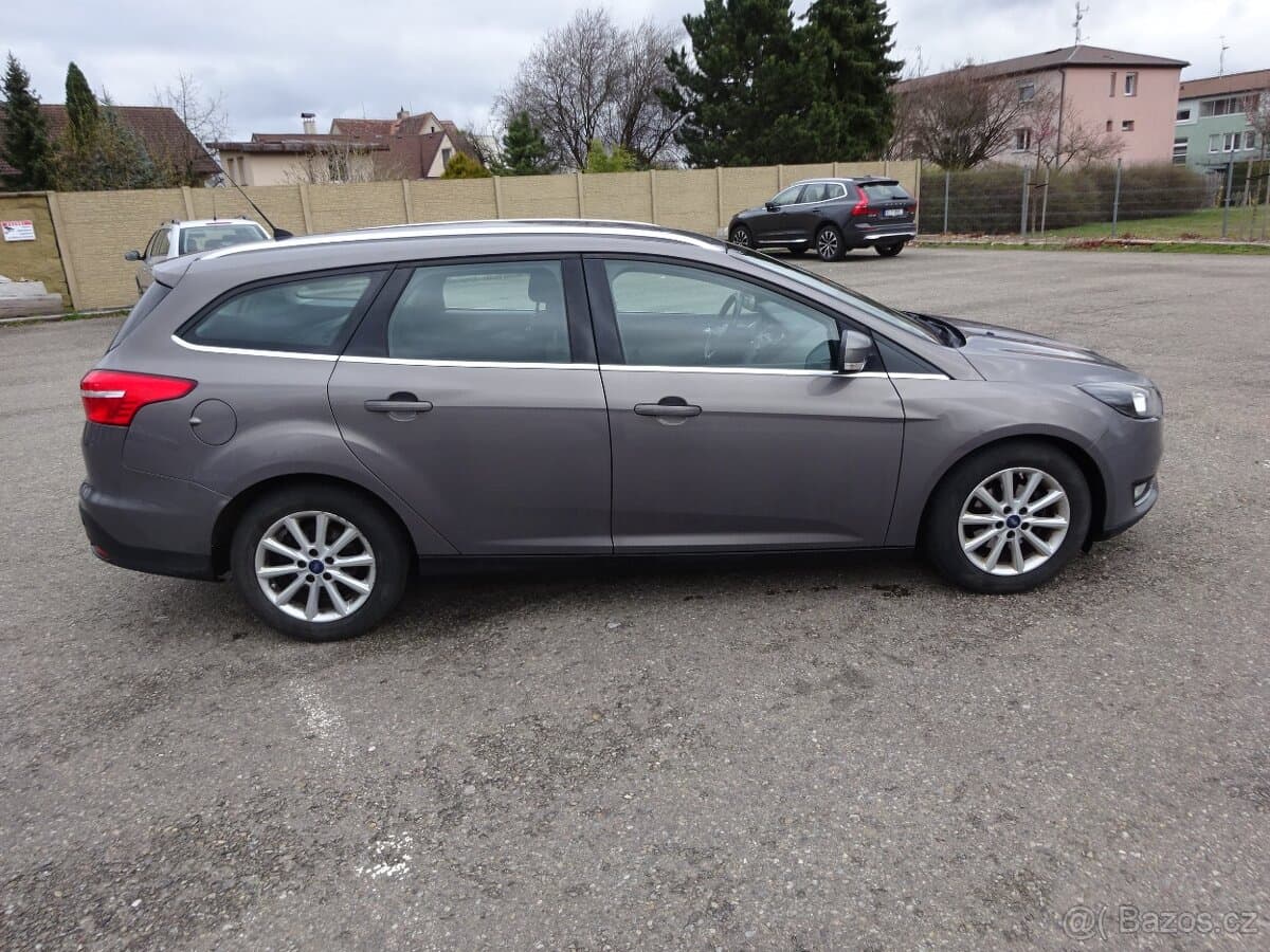 2015 Ford FOCUS - 3