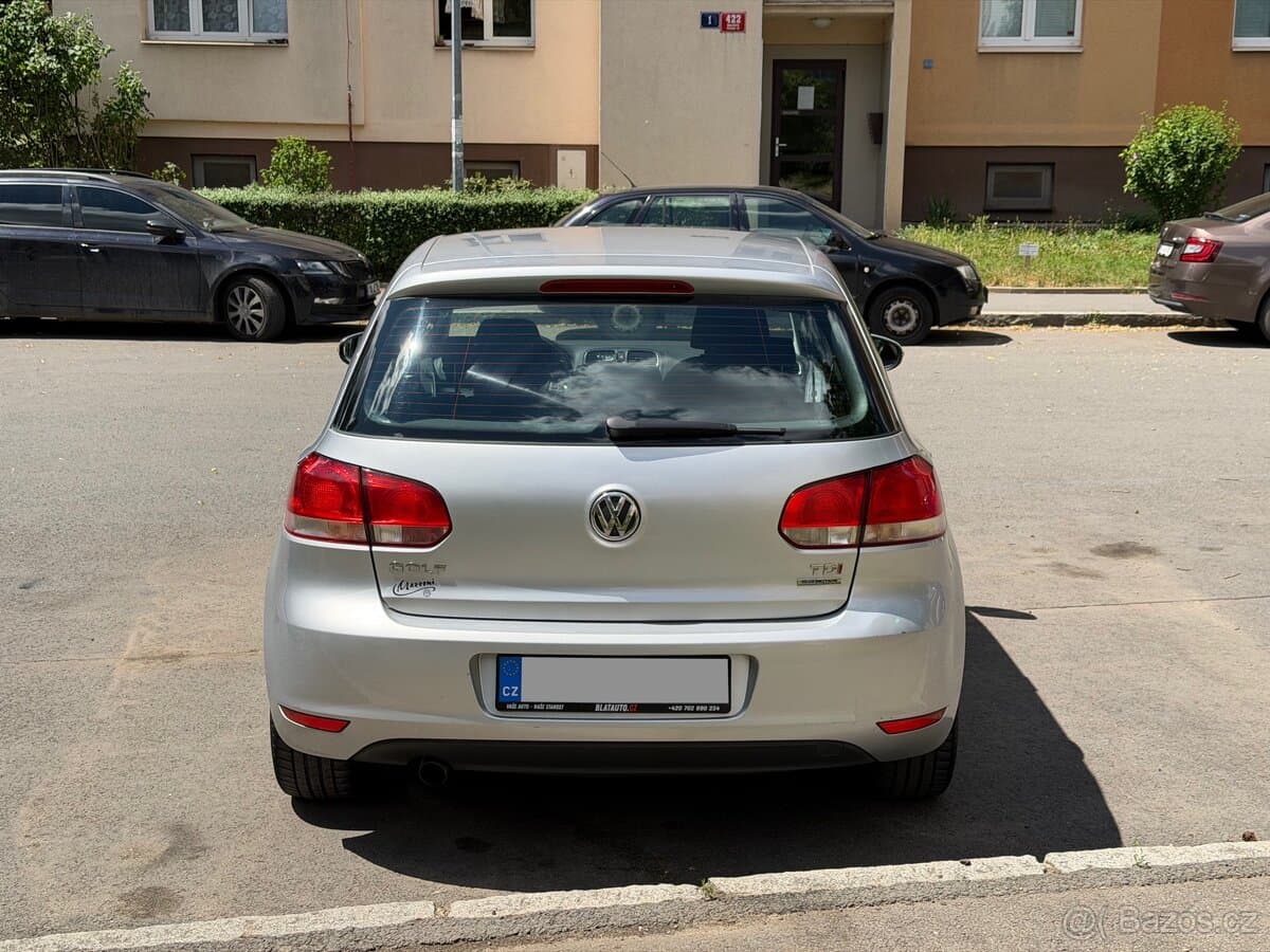 2011 Volkswagen GOLF - 3