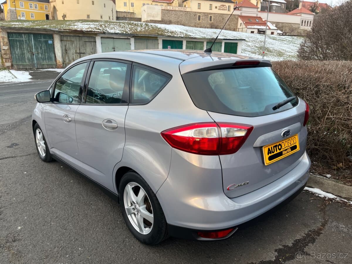 2011 Ford C-MAX - 3