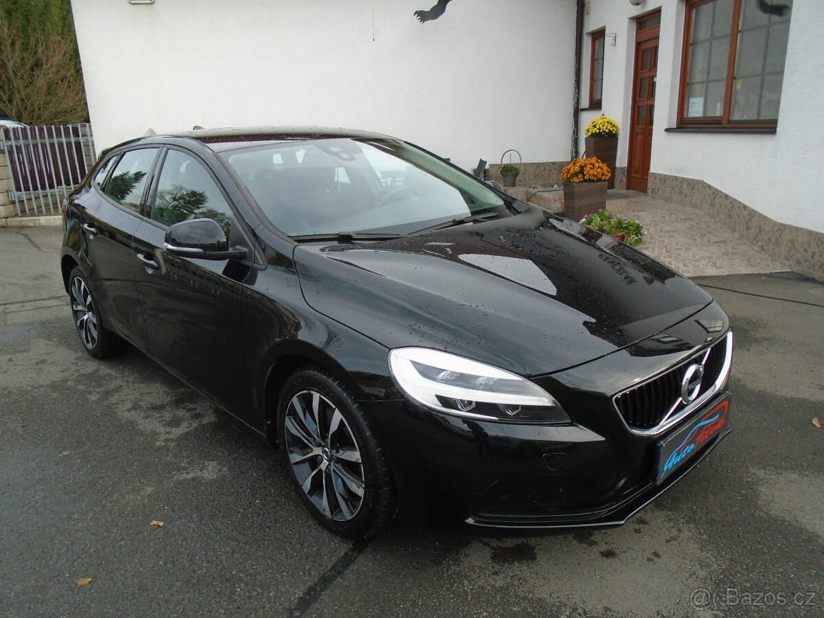 2019 Volvo V40 - 3