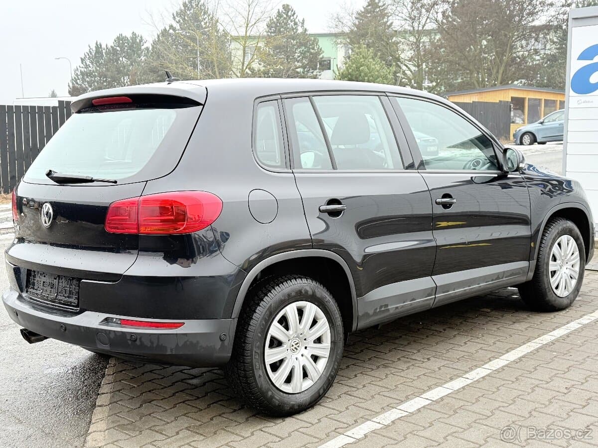 2012 Volkswagen TIGUAN - 3