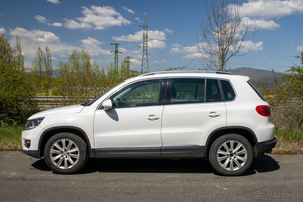 2012 Volkswagen TIGUAN - 3