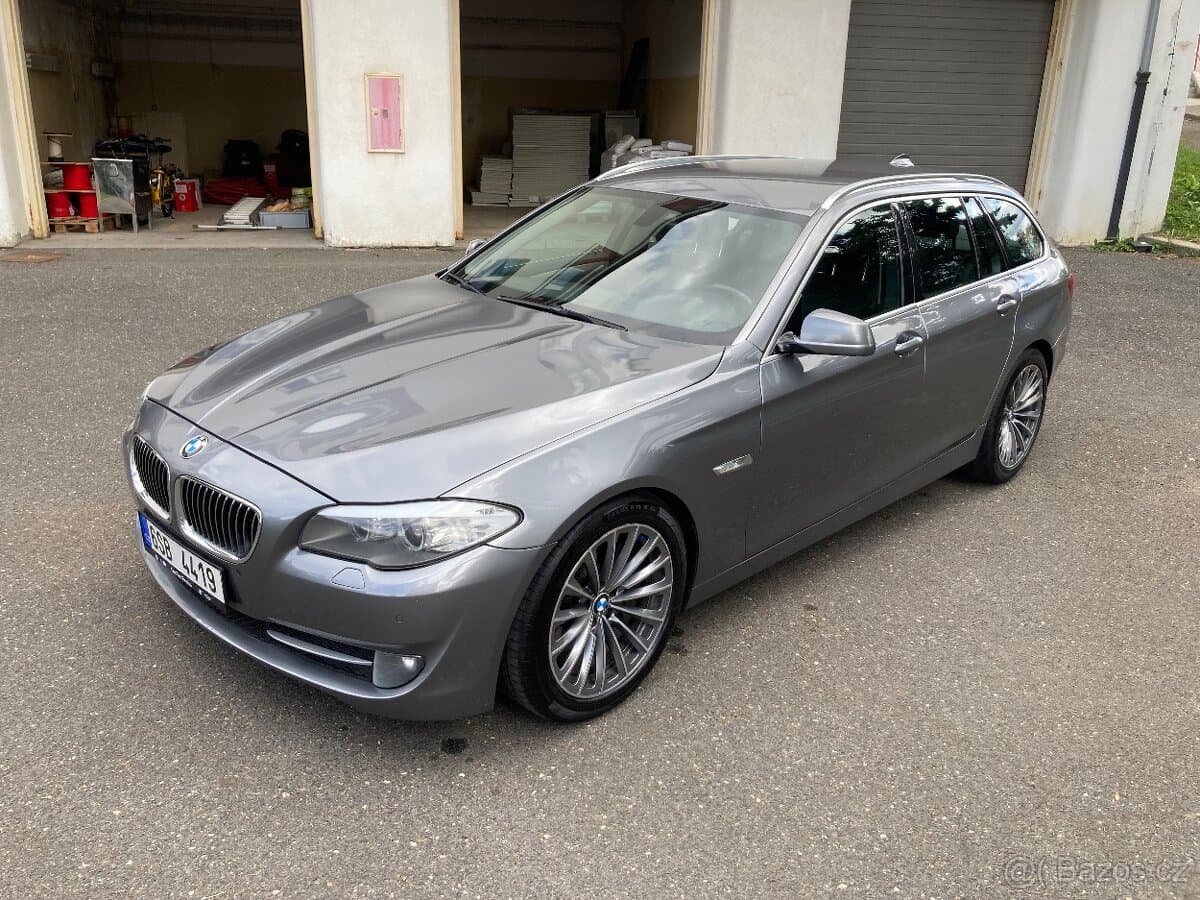 2012 BMW 5-SERIES - 3