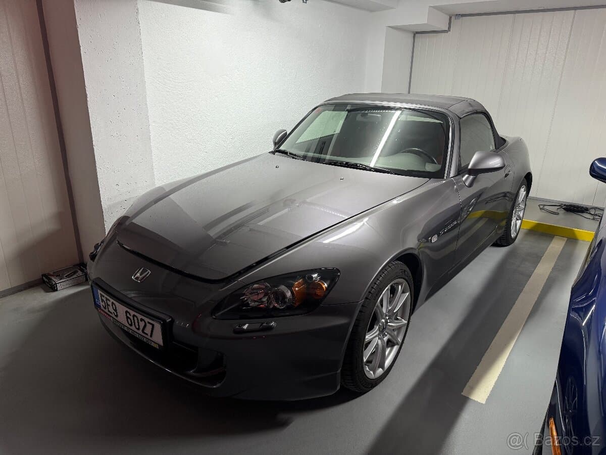 2004 Honda S2000 - 3