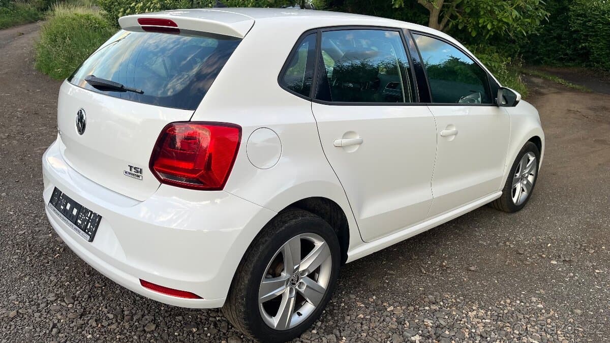 2015 Volkswagen POLO - 3