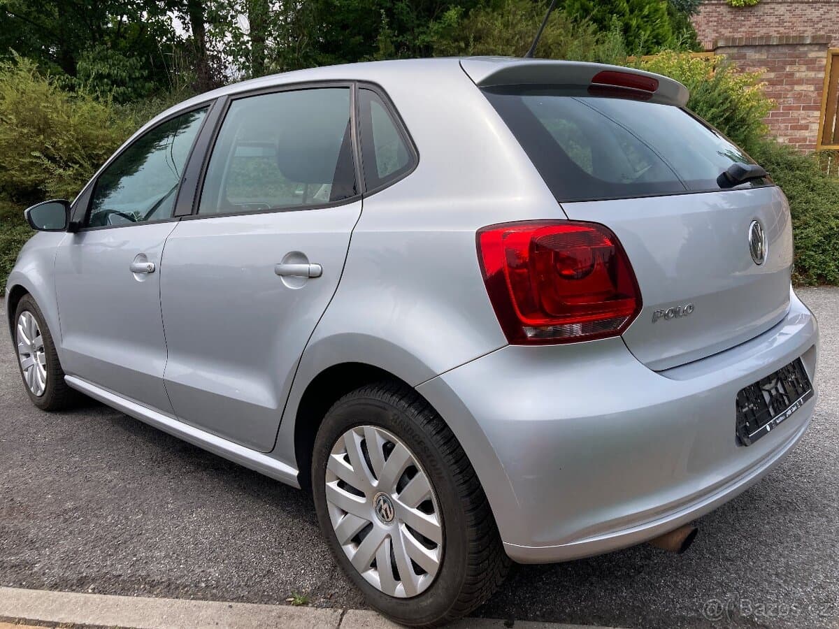 2012 Volkswagen POLO - 3