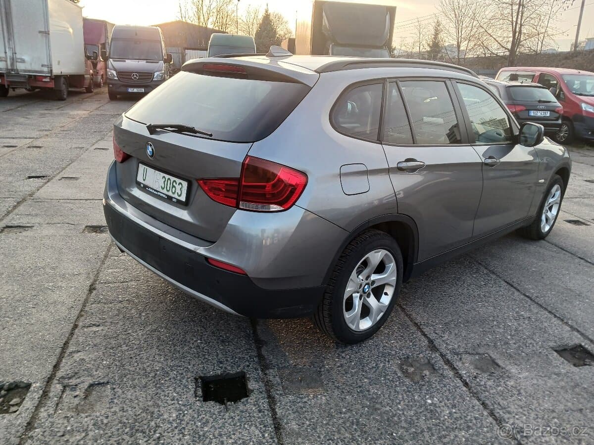 2011 BMW X1 - 3