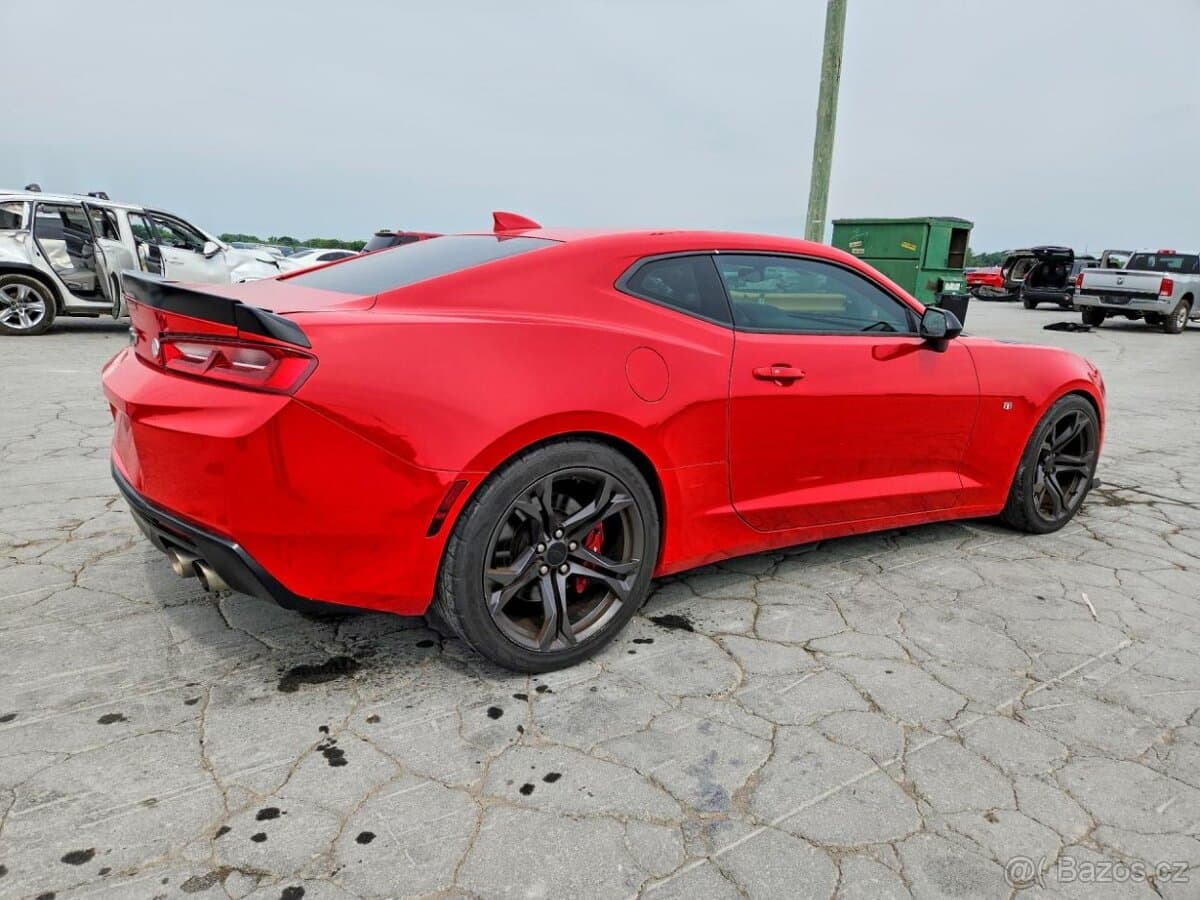 2018 Chevrolet CAMARO - 3