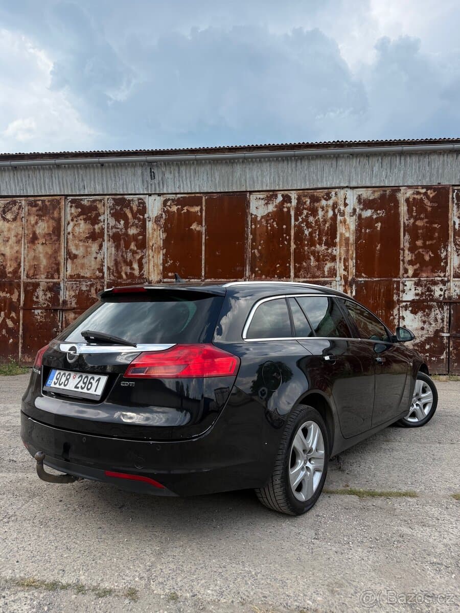 2011 Opel INSIGNIA - 3