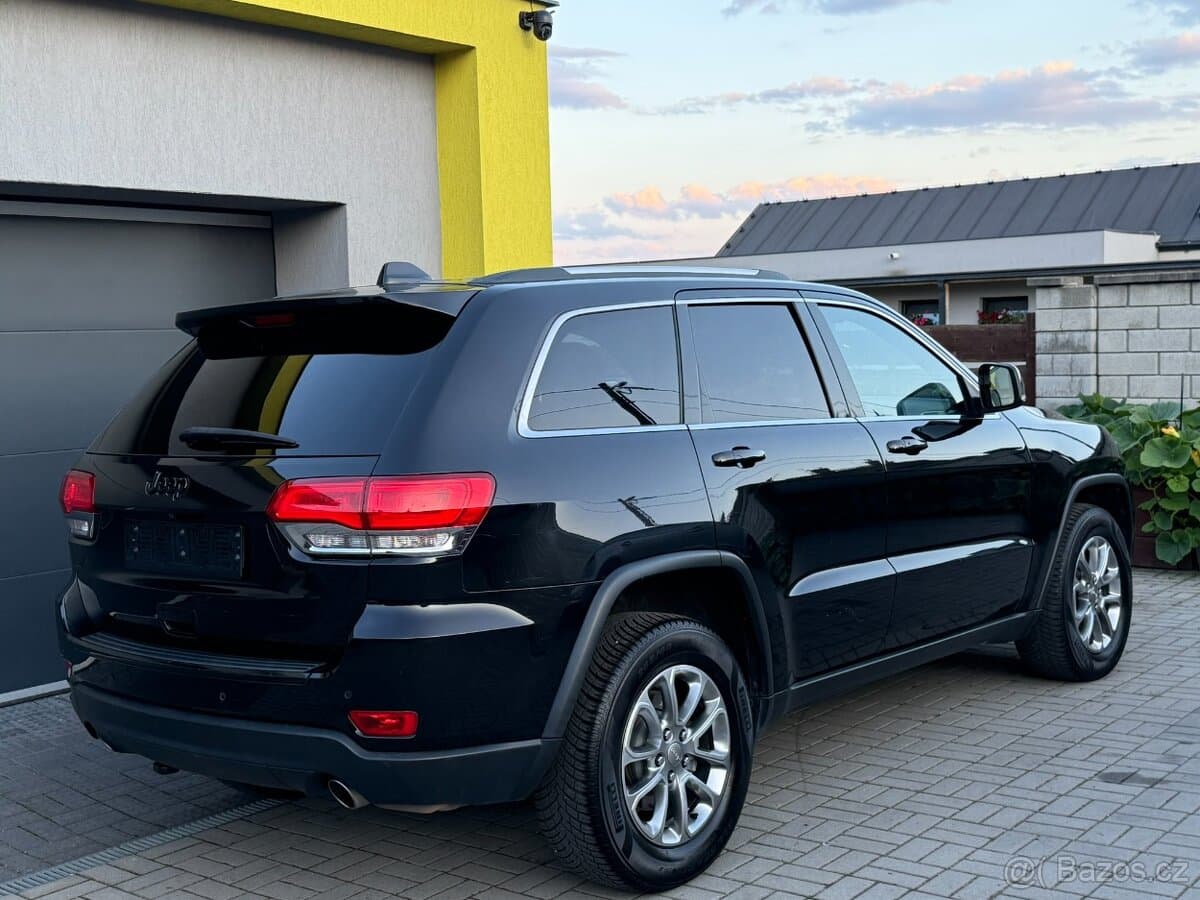 2015 Jeep CHEROKEE - 3