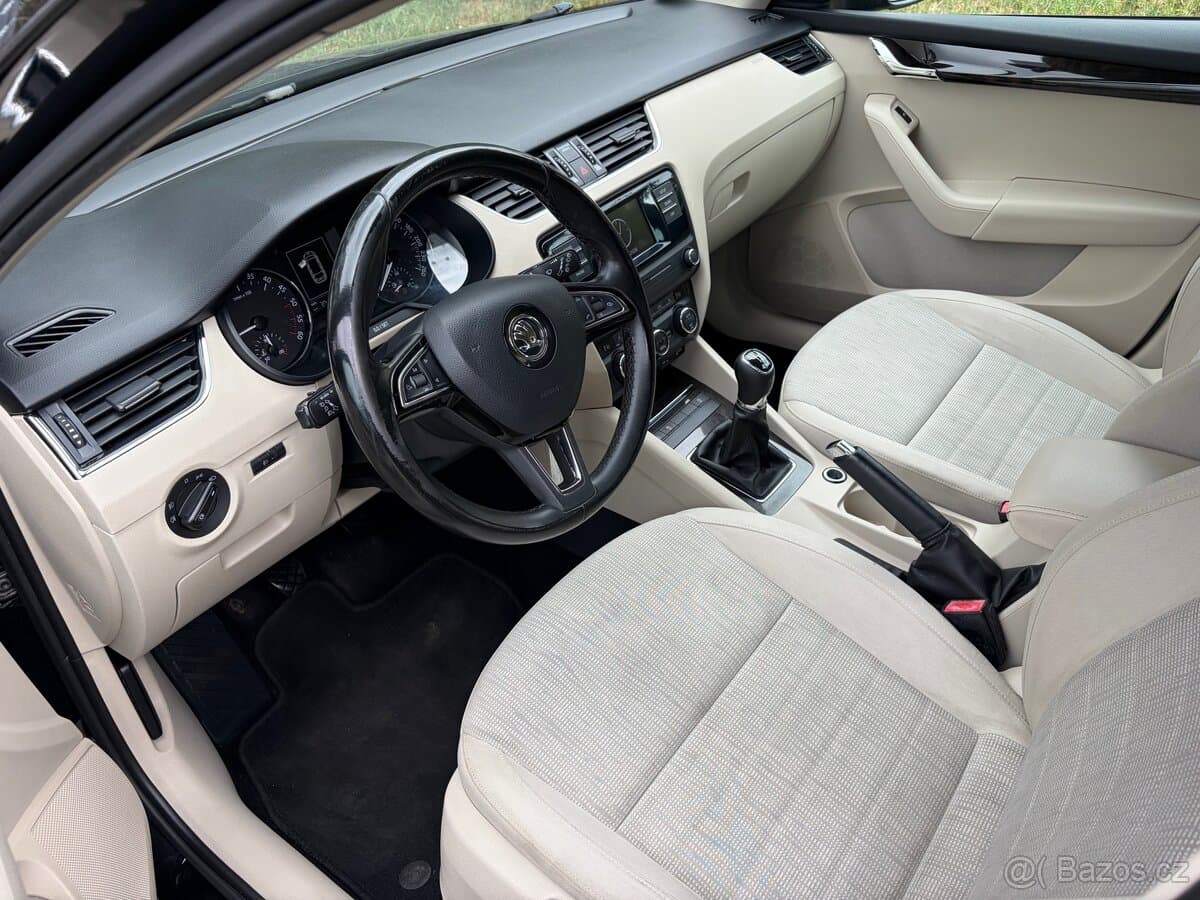 Škoda OCTAVIA - 3