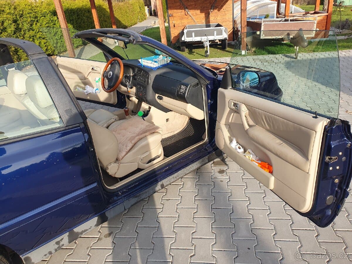 2000 Volkswagen GOLF - 3