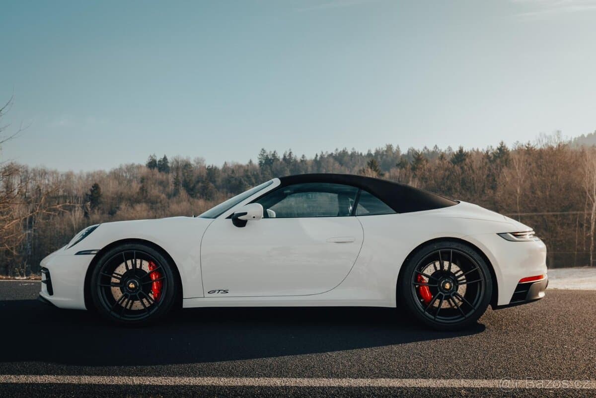 2024 Porsche 911 - 3