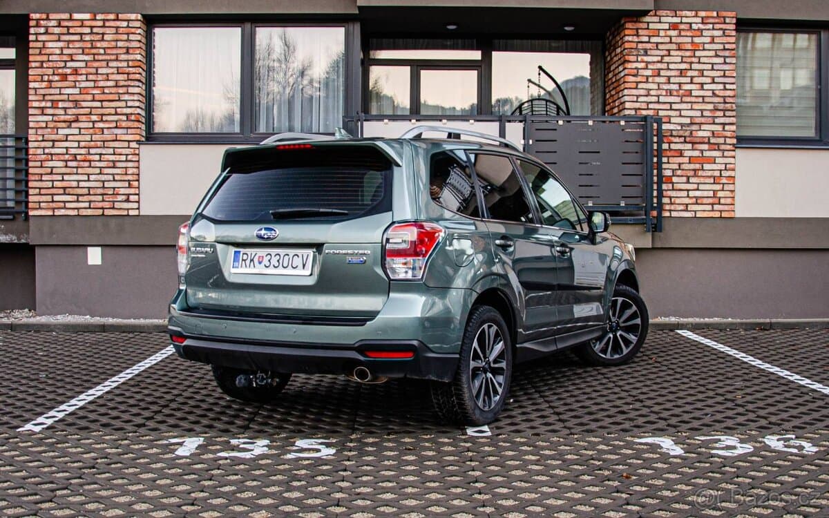 2017 Subaru FORESTER - 3