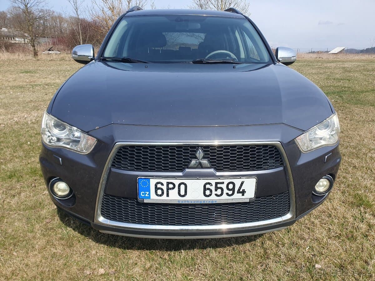 2011 Mitsubishi OUTLANDER - 3