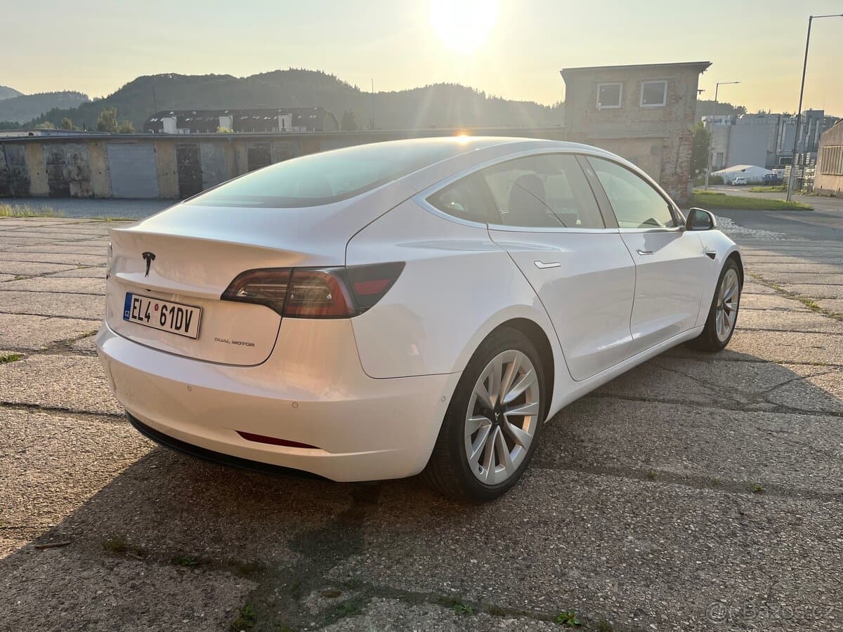 2019 Tesla MODEL 3 - 3