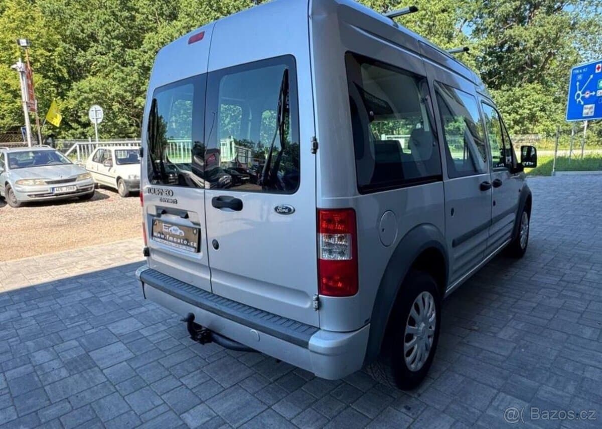 2009 Ford TOURNEO - 3