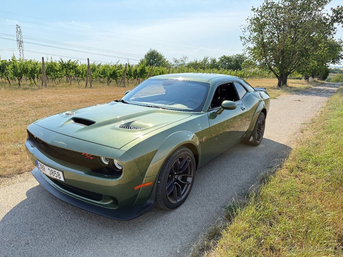 2021 Dodge CHALLENGER - 3