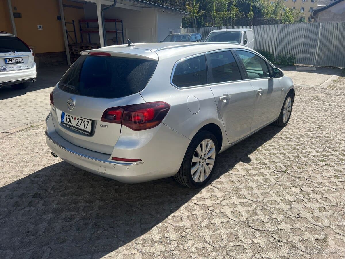 2015 Opel ASTRA - 3