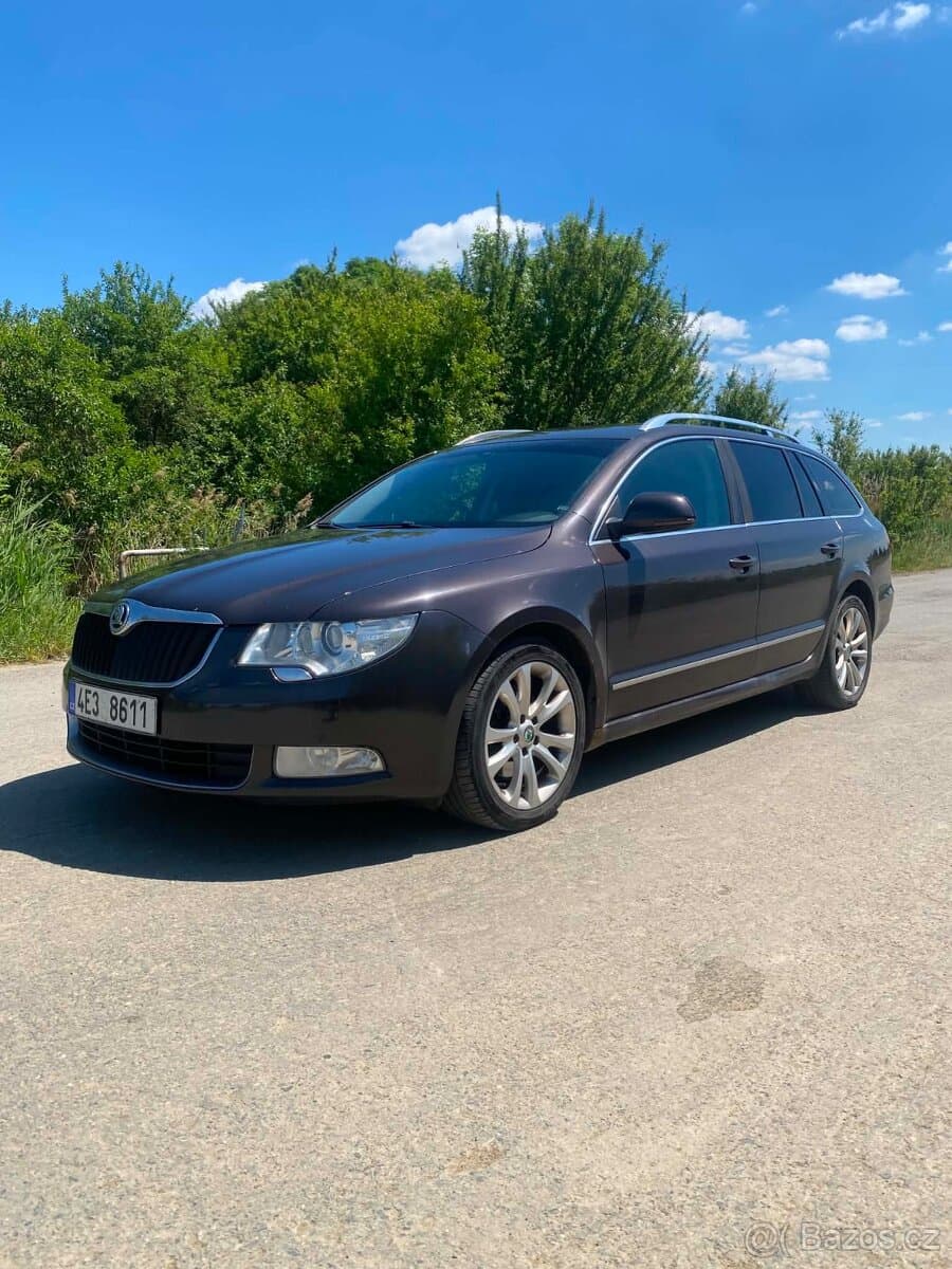 2011 Škoda SUPERB - 3