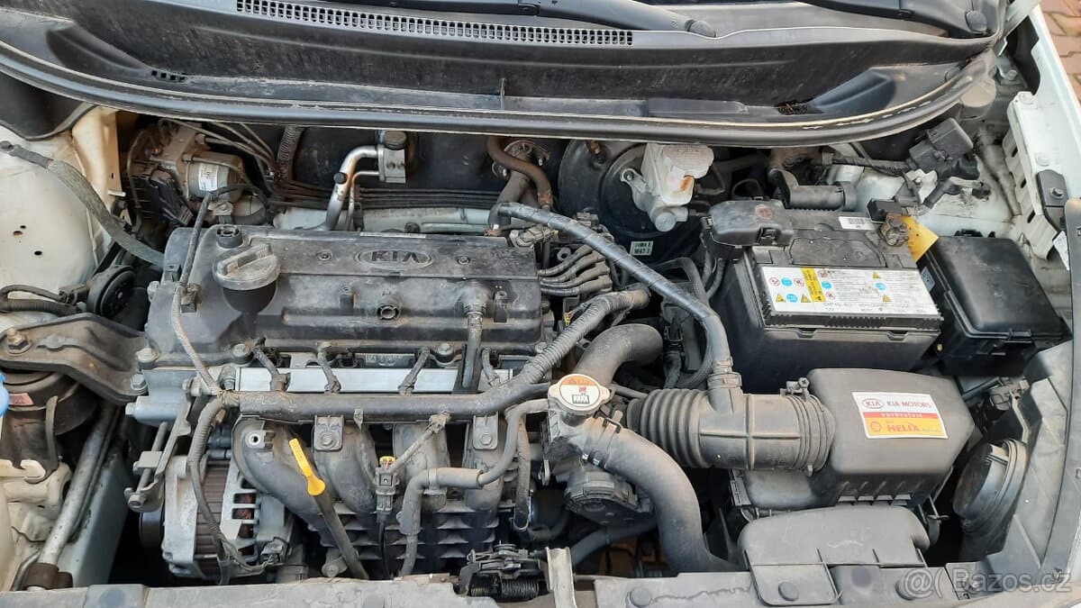 2013 Kia RIO - 3