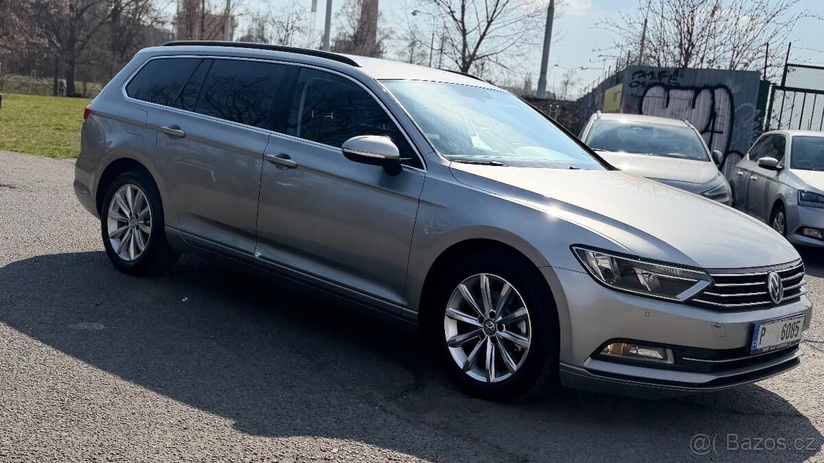 2015 Volkswagen PASSAT - 3