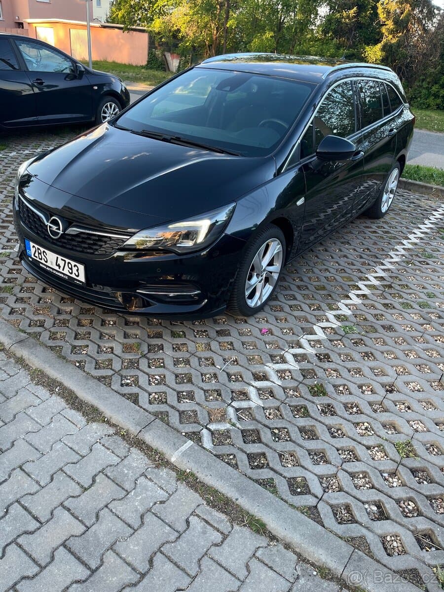 Opel ASTRA - 3